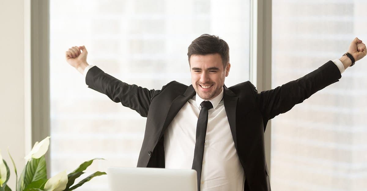 Professional resume template preview - StylingCV